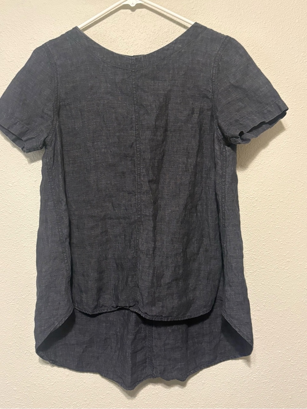Eileen Fisher Short-Sleeve Organic Linen Tunic in Charcoal